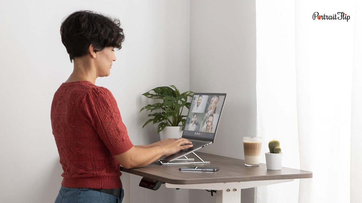 Adjustable lap desk as office warming gifts